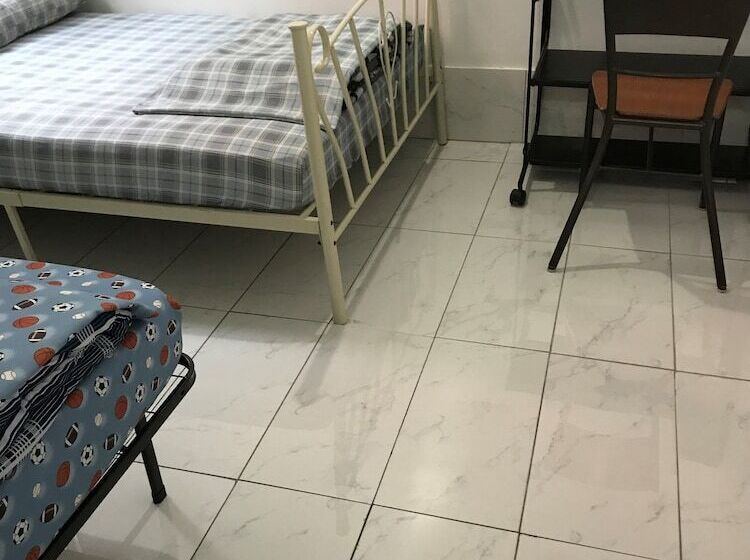Номер Стандарт Трехместный, Chinatown Travellers Home