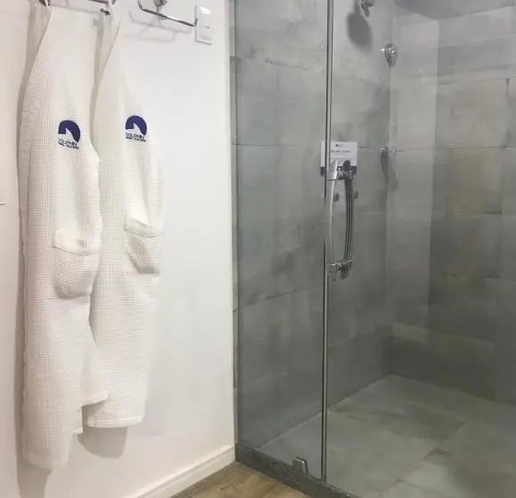 Chambre Deluxe, Dolphin
