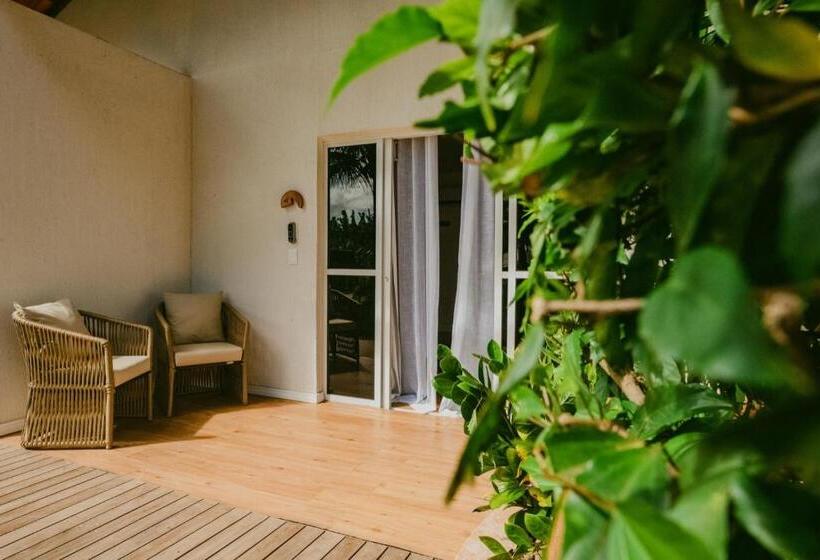 חדר סטנדרט נוף לבריכה, Dolphin