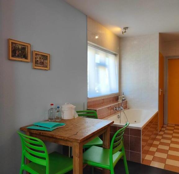 スタンダードルーム, Domburg4you