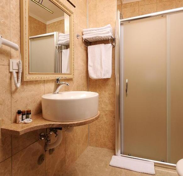 غرفة ديلوكس, Edahan