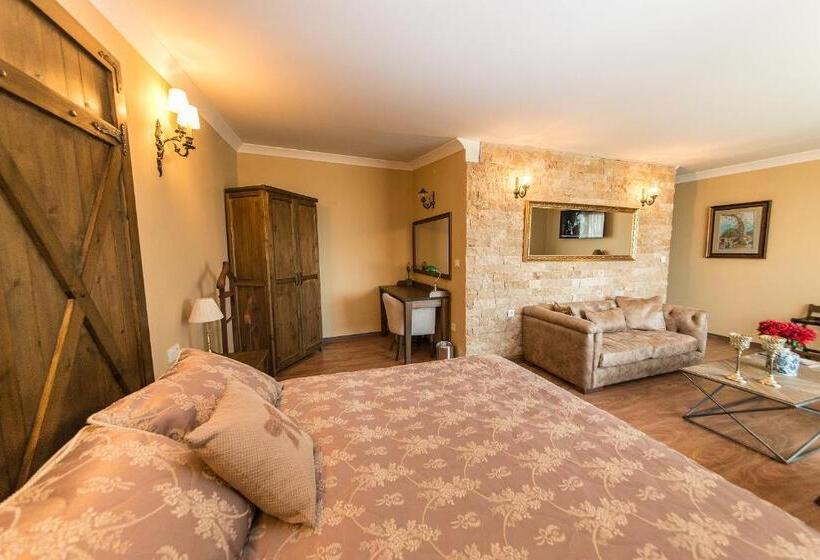 جناح مزوَّد بشرفة, Edahan