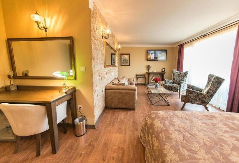 جناح مزوَّد بشرفة, Edahan