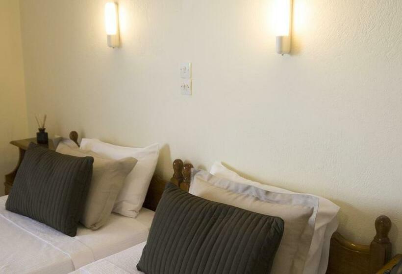 Superior Studio Sea View, Fani