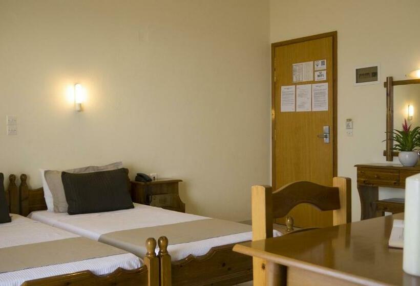 Superior Studio Sea View, Fani