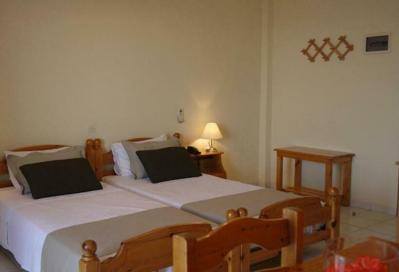 Superior Studio Sea View, Fani