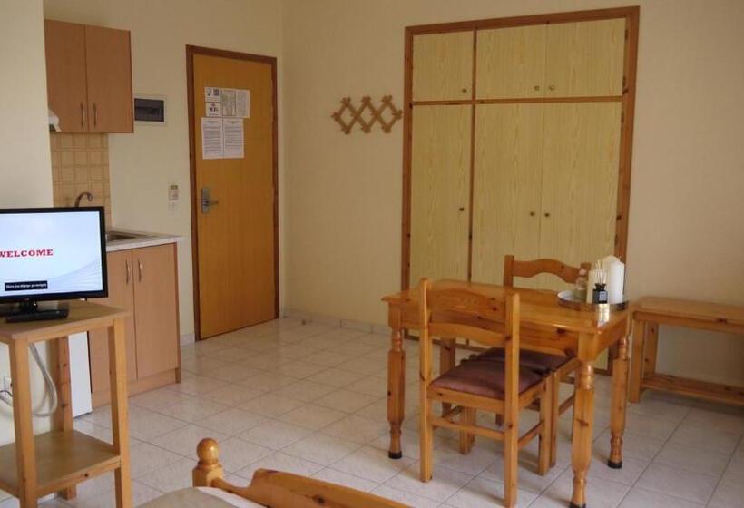 استودیوی استاندارد, Fani