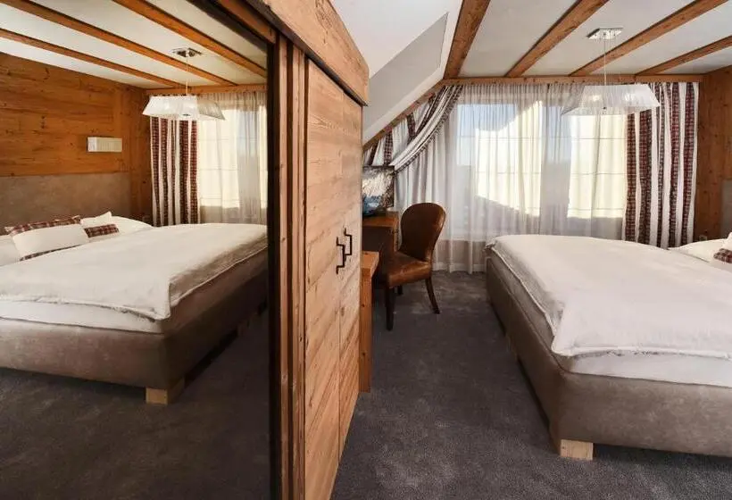 Huoneisto 2 Makuuhuonetta, Aplend Hotel Kukučka