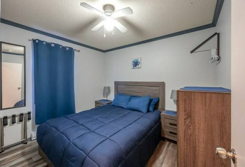 Familjesvit, Lakeside Villa & Nordic Spa