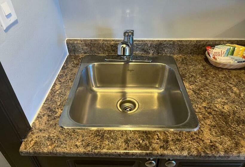 Svit, Lakeside Villa & Nordic Spa