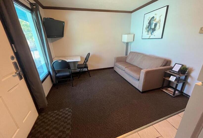 Svit, Lakeside Villa & Nordic Spa