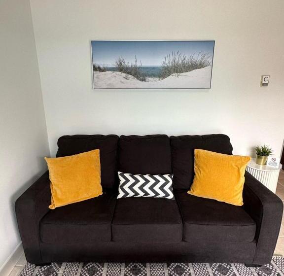 Familjesvit, Lakeside Villa & Nordic Spa