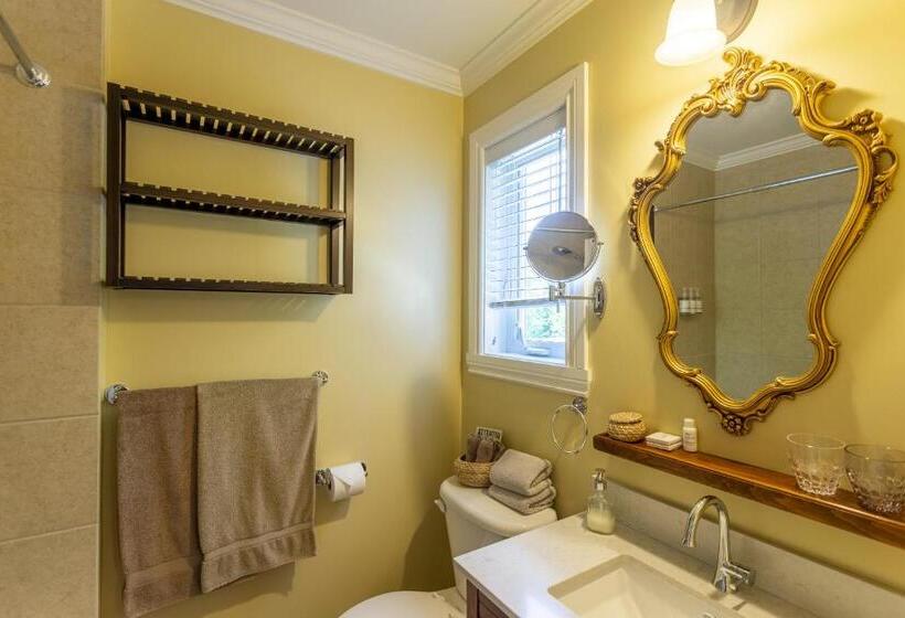 스탠다드 룸 킹사이즈 침대, Les Dames Du Lac