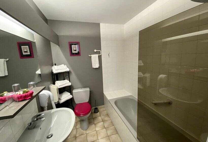 חדר סטנדרט, Logis Hostellerie La Chaumiere