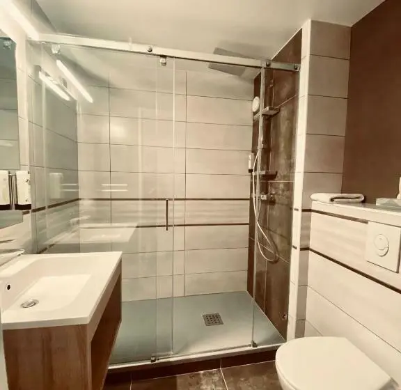 Standard-huone, Logis Hostellerie La Chaumiere