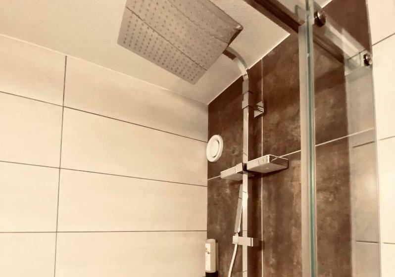 חדר סטנדרט לשלושה, Logis Hostellerie La Chaumiere