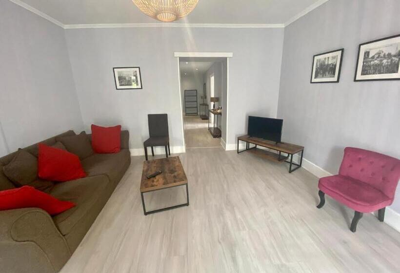 דירת שני חדרים, Logis Hostellerie La Chaumiere