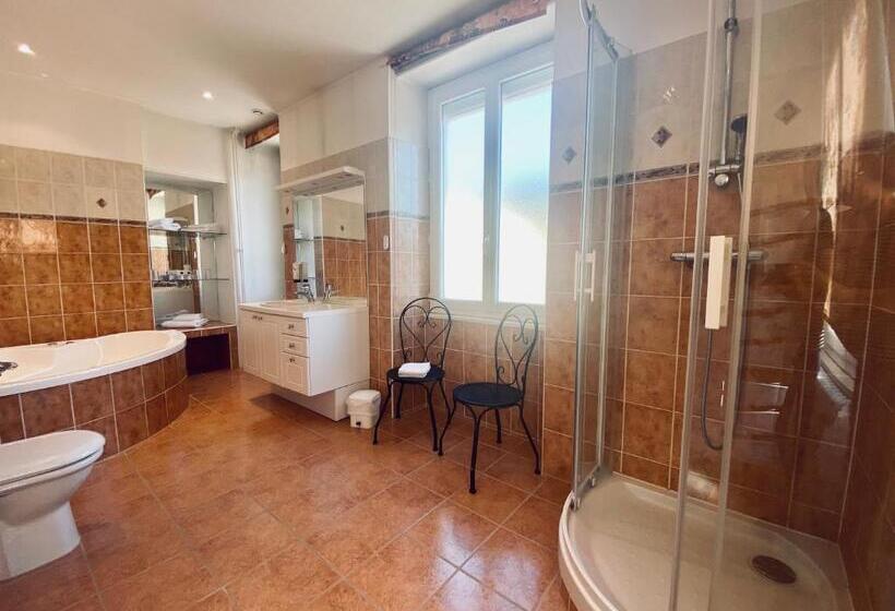 דירת שני חדרים, Logis Hostellerie La Chaumiere