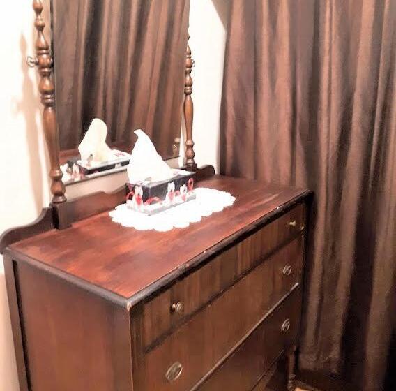 חדר אקונומי, Marketa S Bed And Breakfast