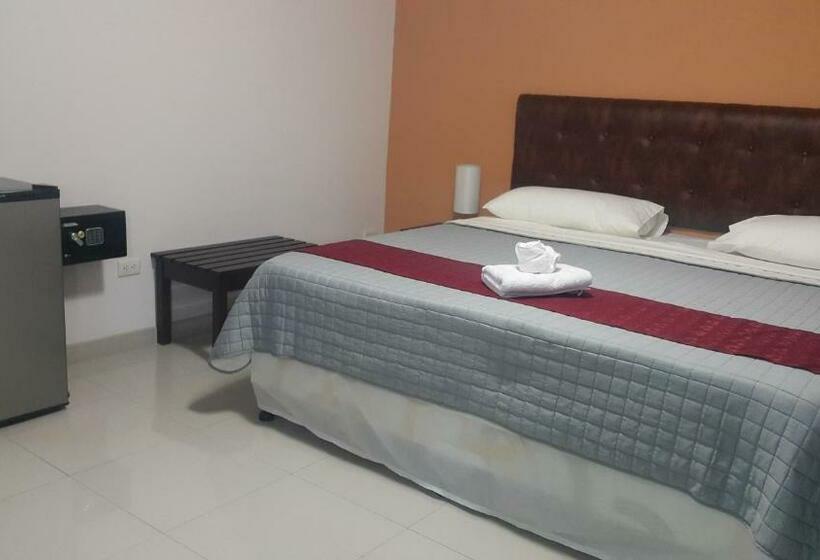 キングサイズベッドのスタンダードルーム, Portal Colonial