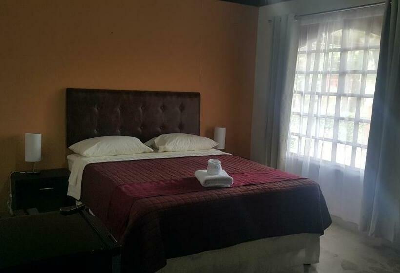 スタンダードルーム, Portal Colonial