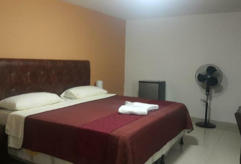 スタンダードルーム, Portal Colonial