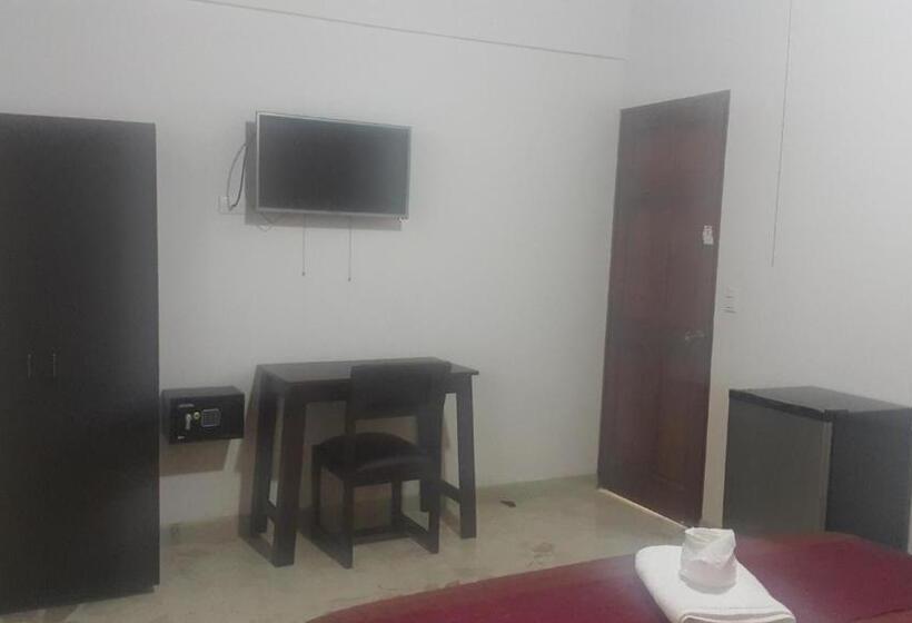 スタンダードルーム, Portal Colonial