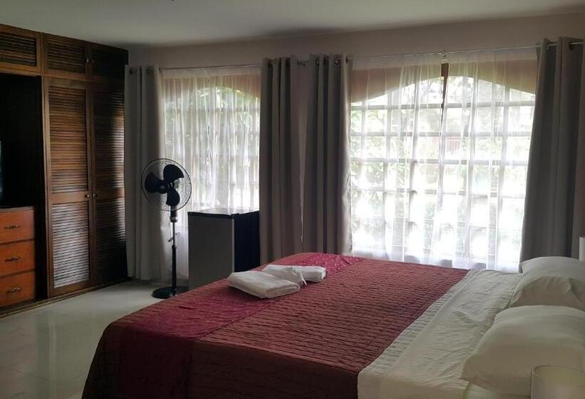 スイート, Portal Colonial