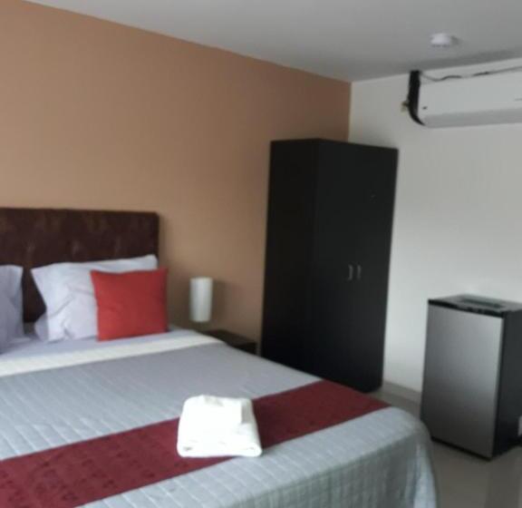 デラックスルーム, Portal Colonial