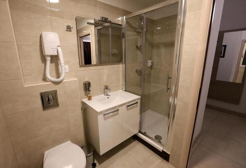 غرفة قياسية مطلّة علي البحر, Scala Bed & Breakfast