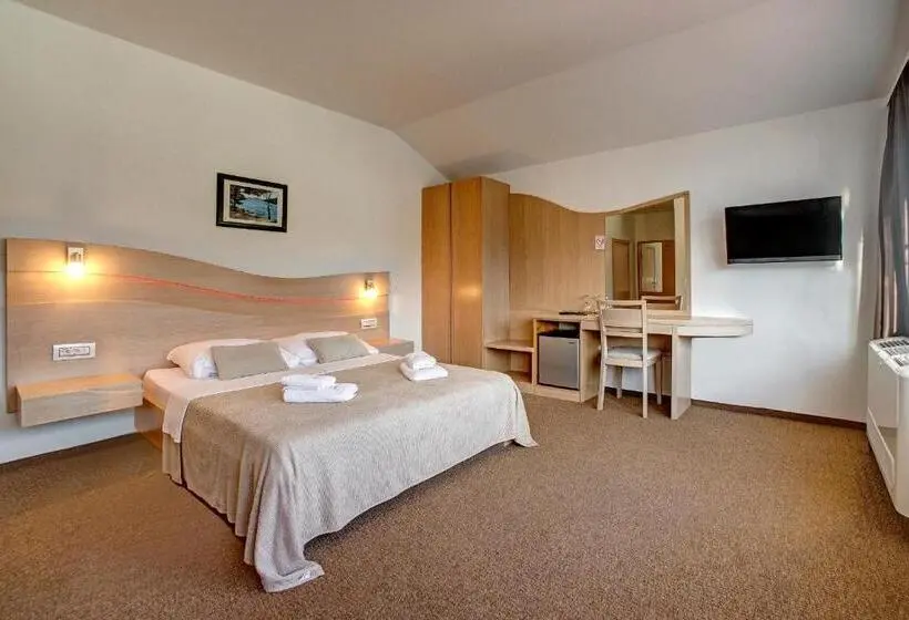 公園の見えるスタンダードルーム, Scala Bed & Breakfast