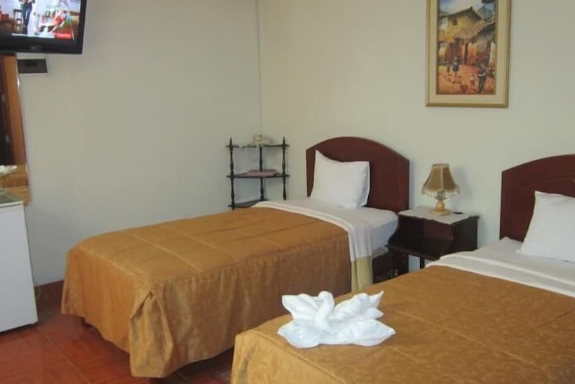 חדר סטנדרט, Suite Plaza