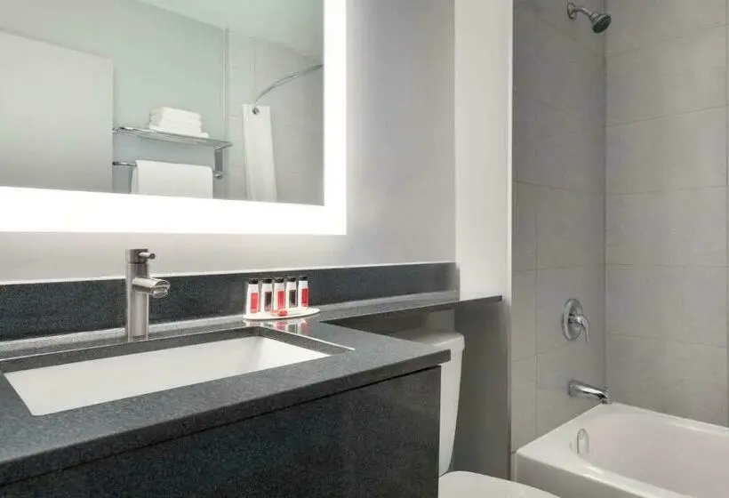 Standard-huone, Super 8 By Wyndham Windsor/dougall