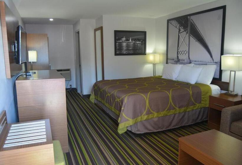 キングサイズベッドのスタンダードルーム, Super 8 By Wyndham Windsor/dougall