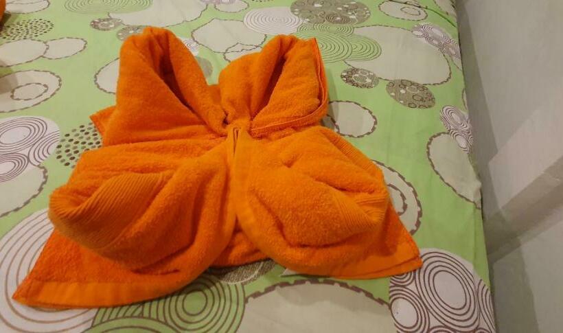 اتاق استاندارد سه نفره, Tucan