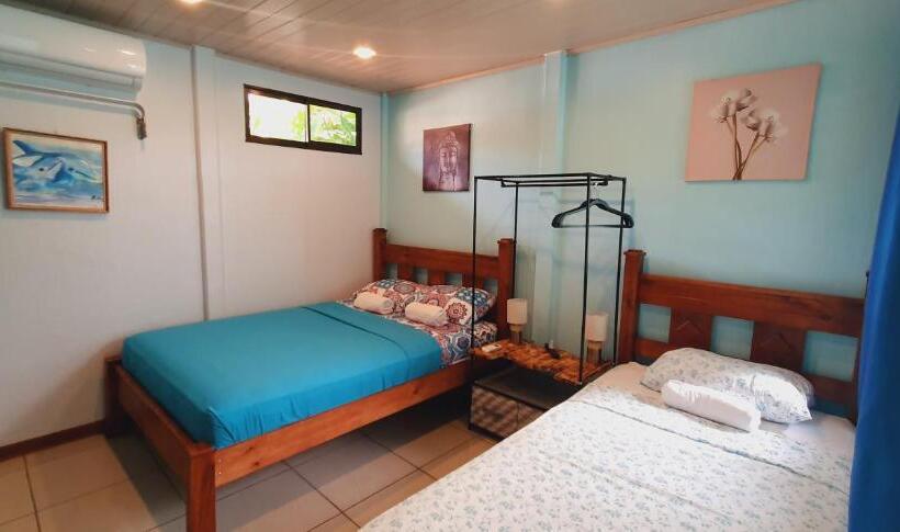 اتاق استاندارد سه نفره, Tucan