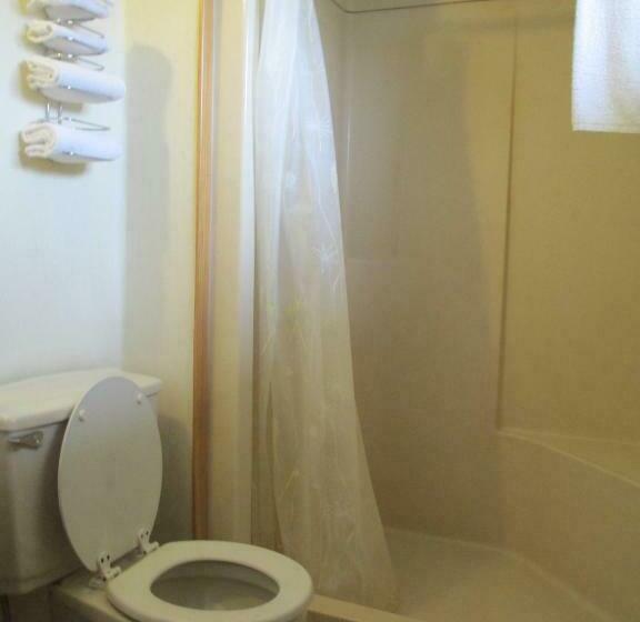 غرفة قياسية, Newburg Inn Motel