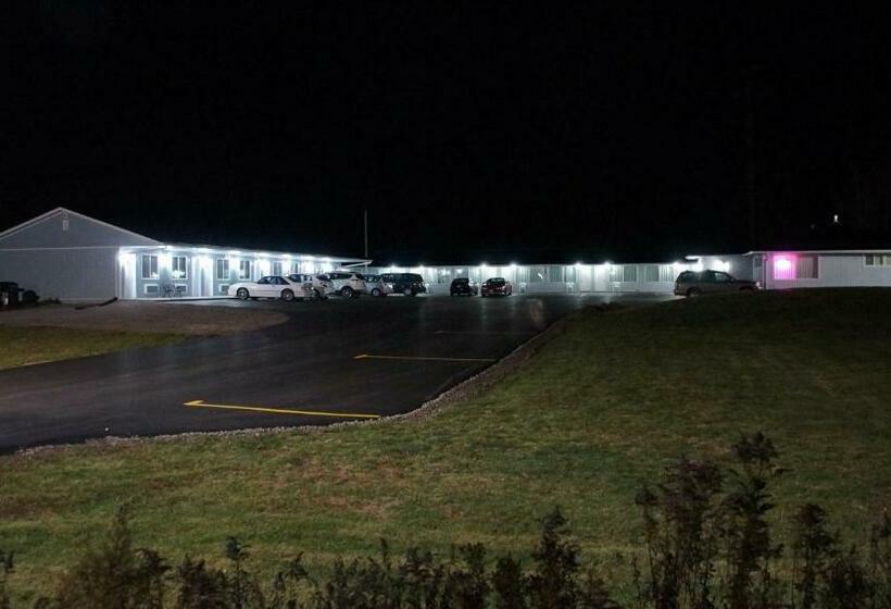 חדר סופריור, Robyn's Motel