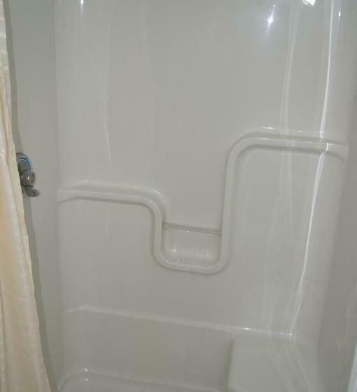 חדר סטנדרט, Robyn's Motel