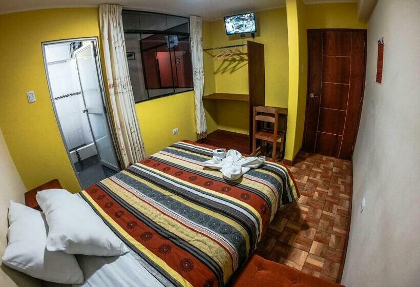 اتاق استاندارد یک نفره, Hostal Berlin