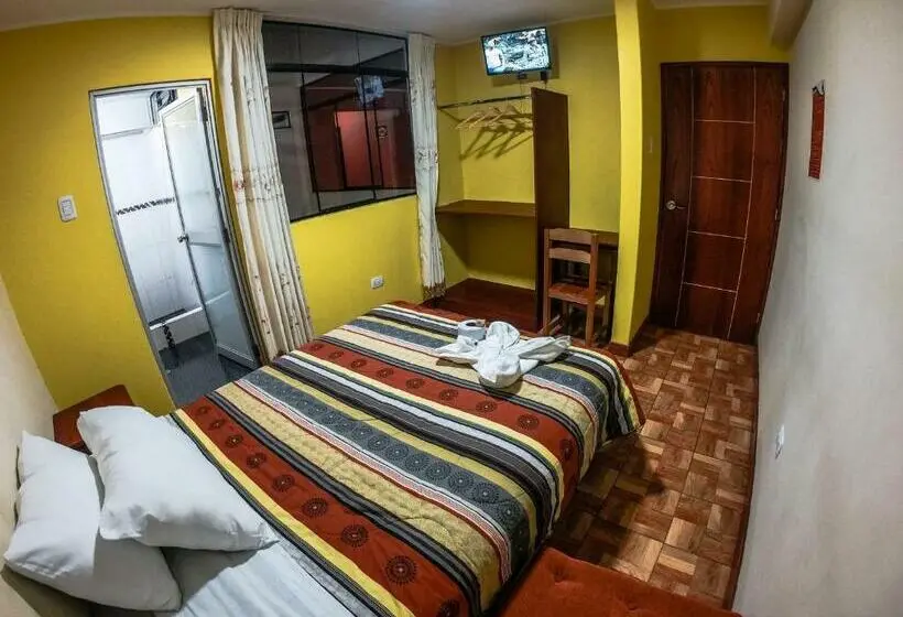 اتاق استاندارد یک نفره, Hostal Berlin
