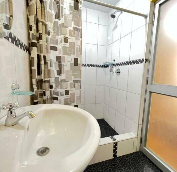 اتاق استاندارد, Hostal Berlin