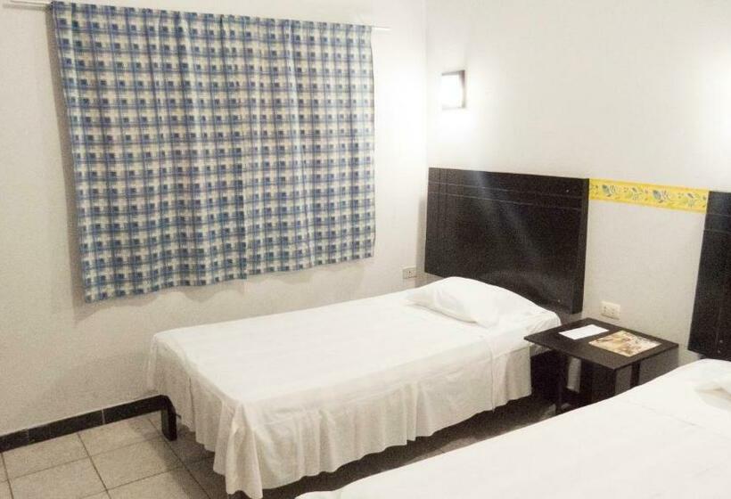 اتاق استاندارد, Jer`s Hostal