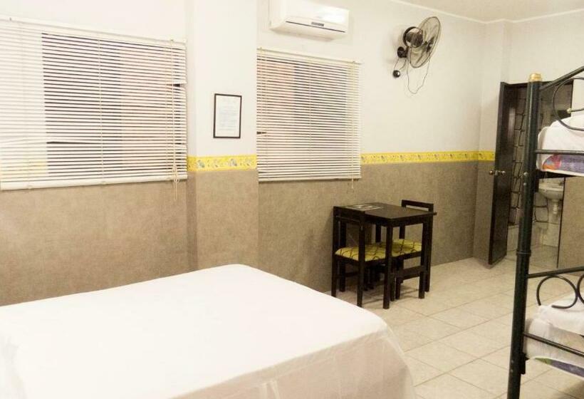 패밀리 룸, Jer`s Hostal
