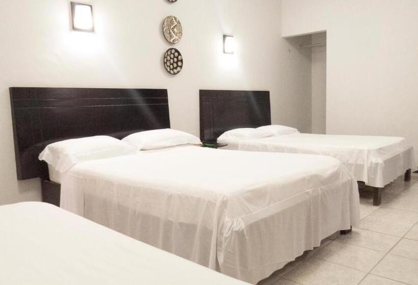 اتاق خانوادگی, Jer`s Hostal