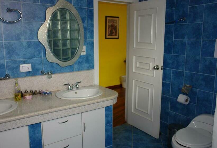 스탠다드 룸 킹사이즈 침대, Casa Bella Vista