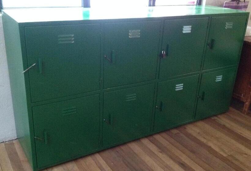 이코노미 룸, Casa Bella Vista