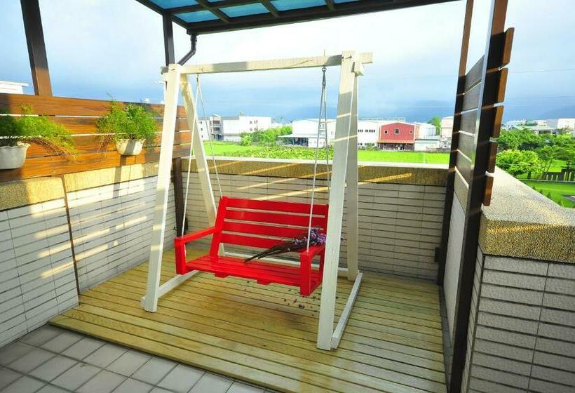 اتاق استاندارد, Happy Orange Homestay