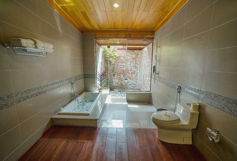 اتاق لوکس, Blue Shell Resort