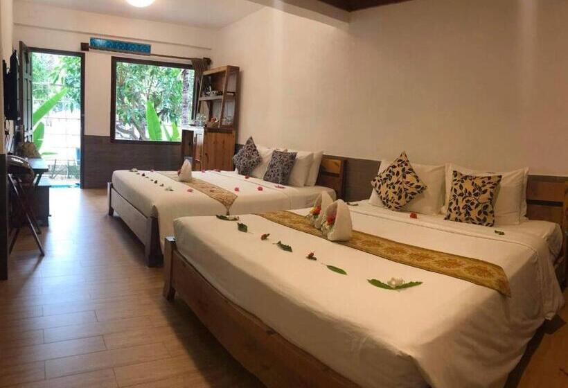 اتاق سوپریور, Blue Shell Resort